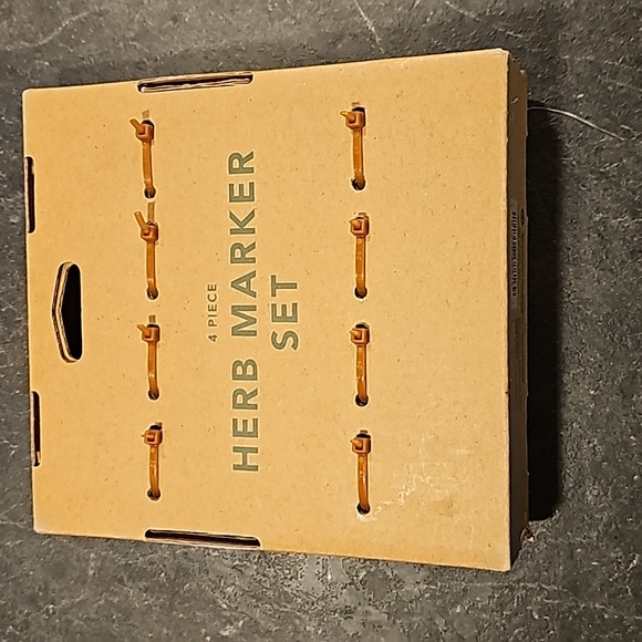 Smith & hawken 4 pc stoneware herb market set - Picture 4 of 5